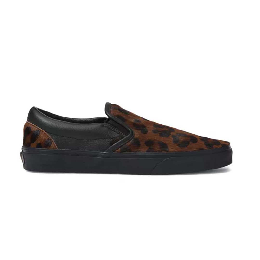 Vans-Unisex-Classic-Slip-On-Shoes-_7VCFAB0_-01 Vans - Unisex Classic Slip On Shoes (7VCFAB0) - Image 1